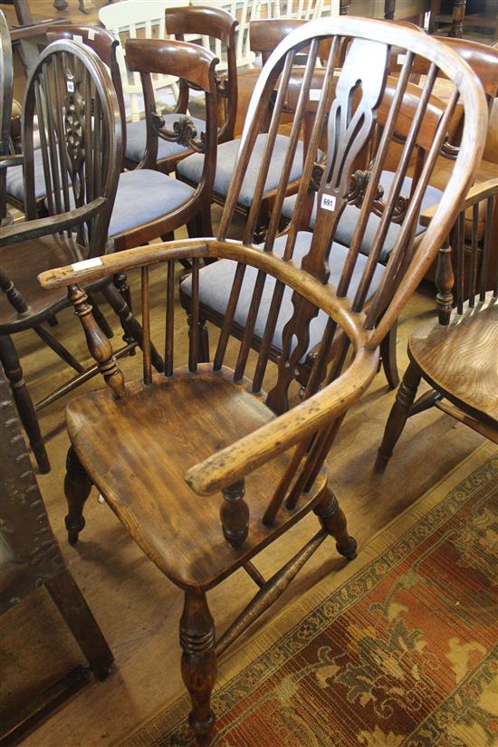 Windsor elbow chair